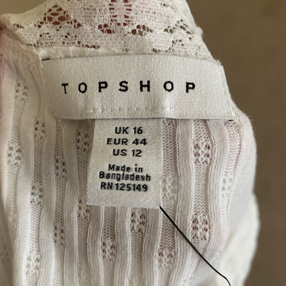 Pretty Lace Ribbed Crop Top - Picture 4 of 8